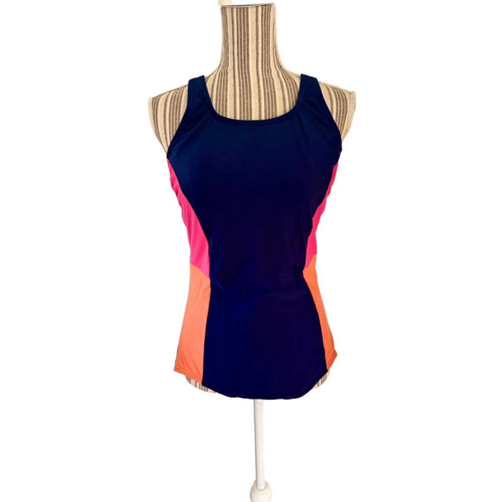 New women’s Lands End racer back bathing suite size 10-12
